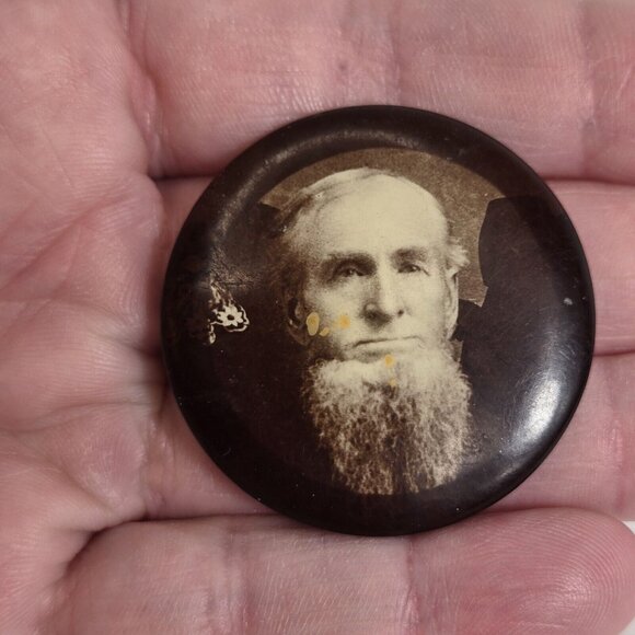 Antique Celluloid Photo Button Of A Gentleman with Beard Rust Back Pin "C" Clasp - Picture 5 of 6